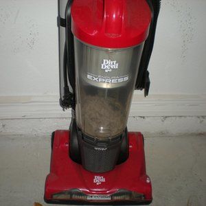 Dirt Devil Vac
